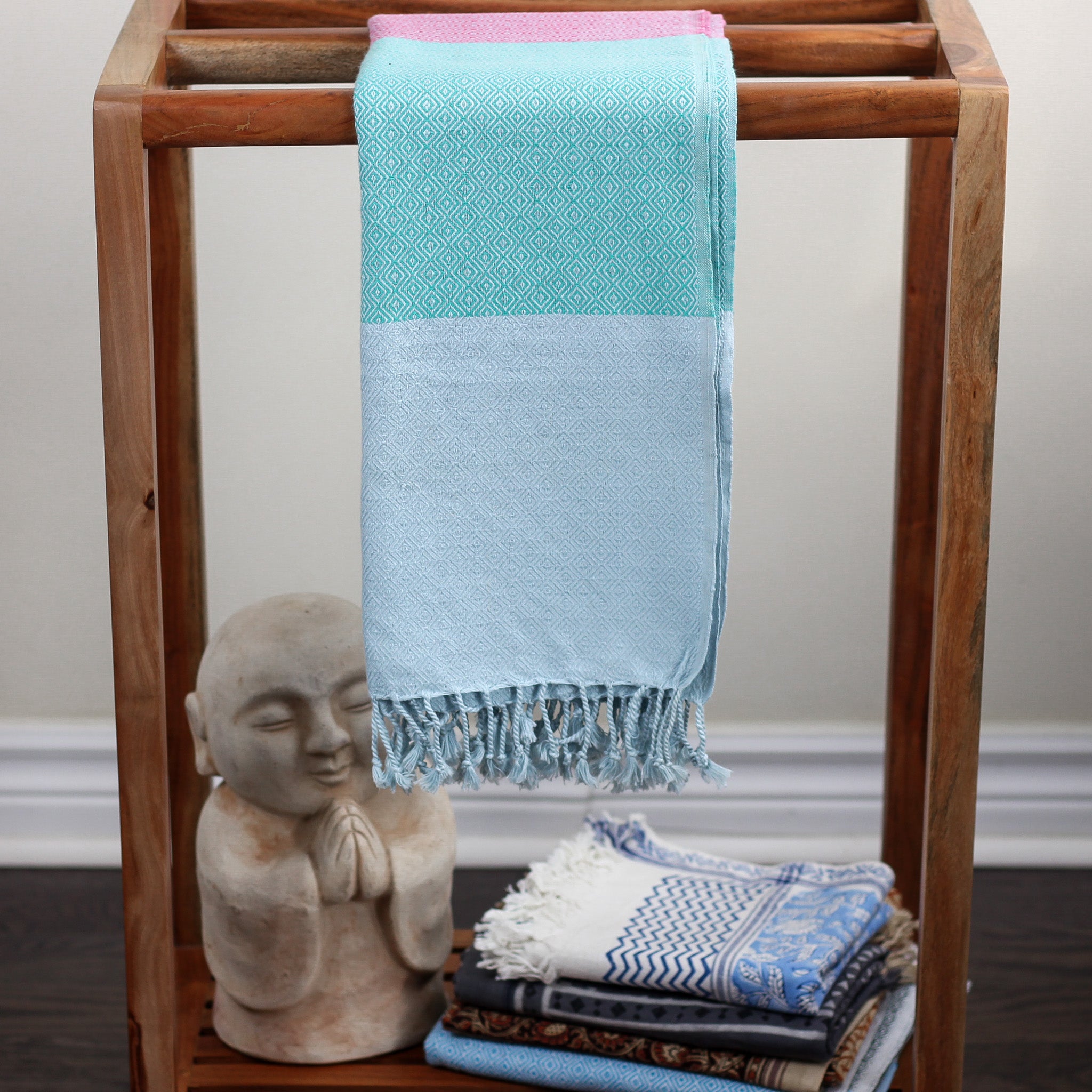 Handloom towels discount