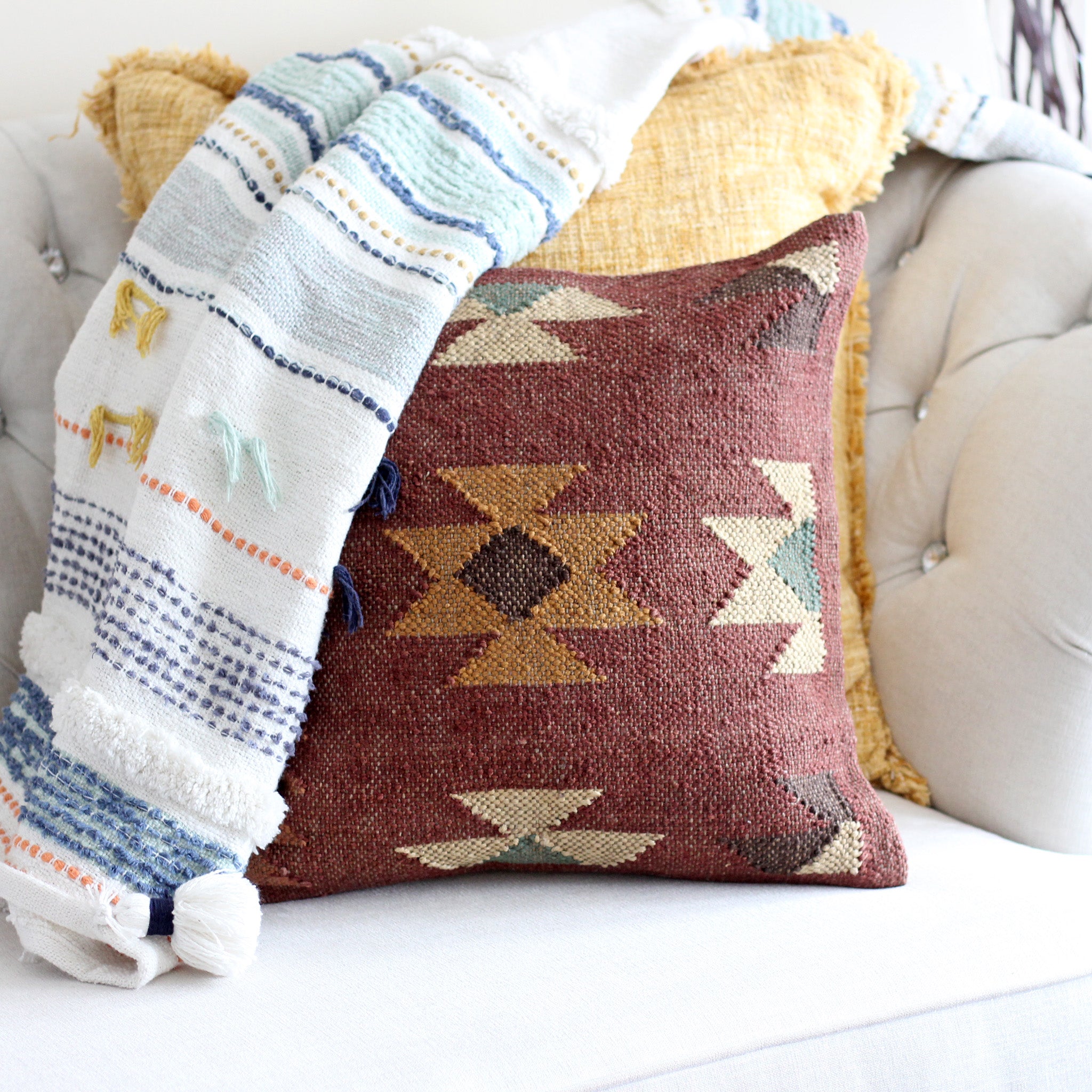Handwoven Jute Cotton Boho Kilim Pillow Cover Sets - Throw Pillows (Set of  2) – Kuttons