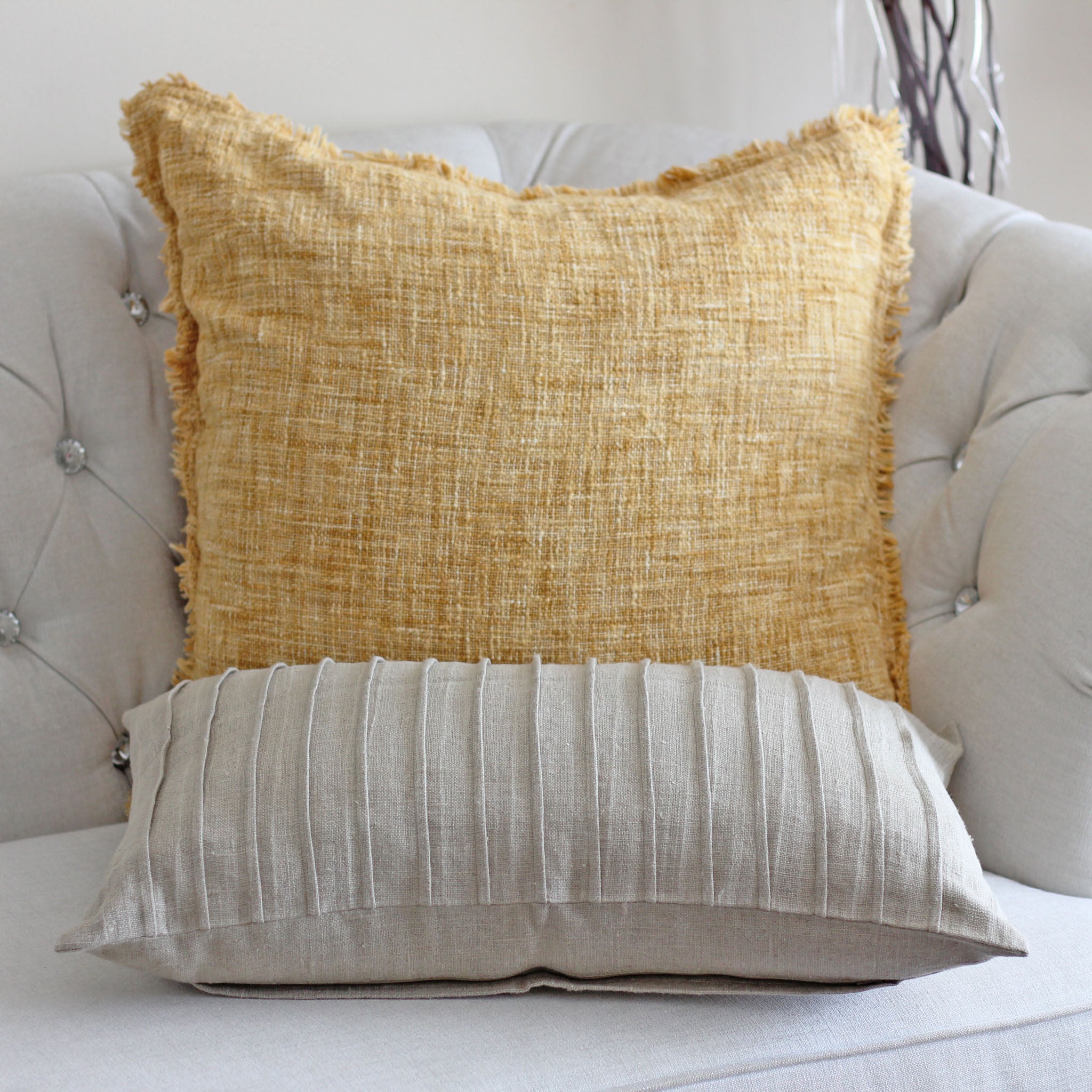 Linen throw deals pillow